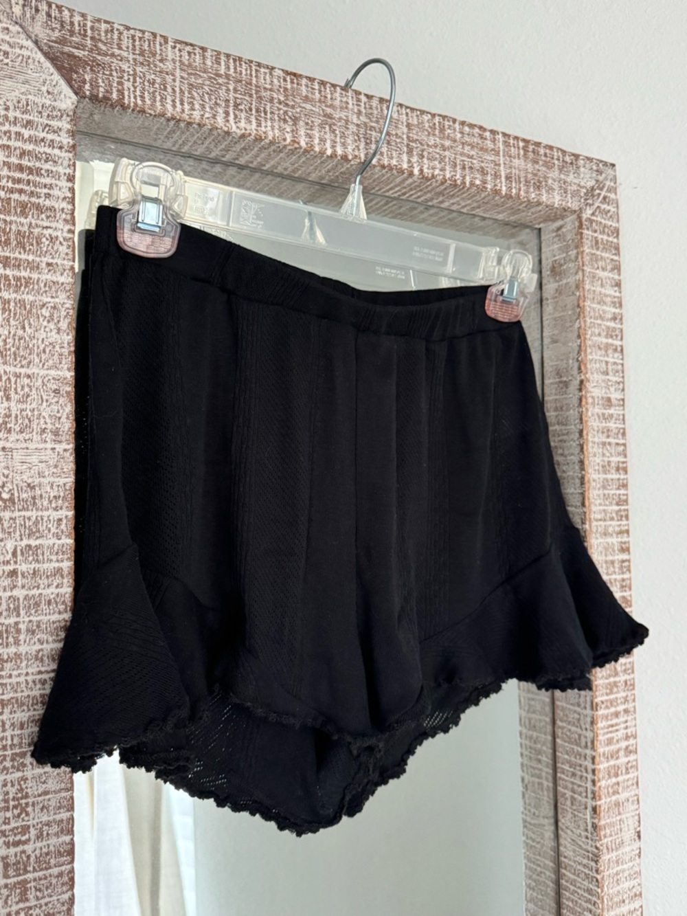 Sezane Norman Shorts in Black